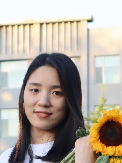 LI Jiaying