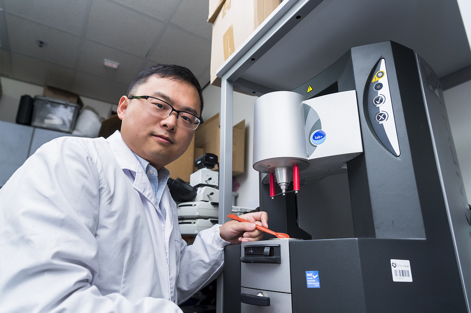World-first coating developed at CityU
