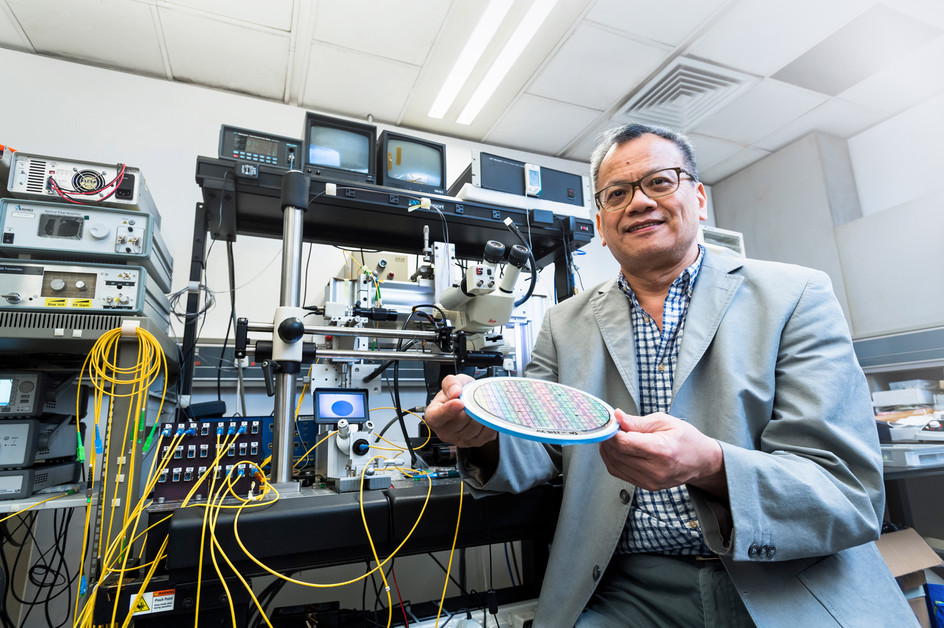 New chips accelerate data transmission 